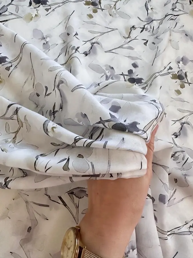 Вискоза плательная Акварельные цветы (цифровая печать)
